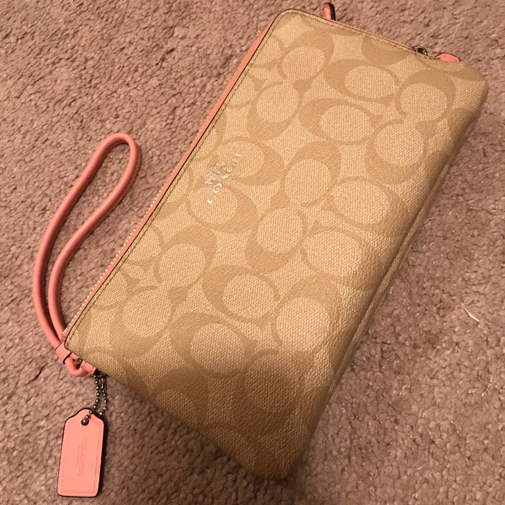 Coach Double Zip Wallet/Wristlet